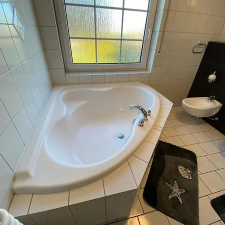 منزل للإقامة Haus Im Sternweg *